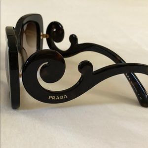 AUTHENTIC Prada sunglasses!